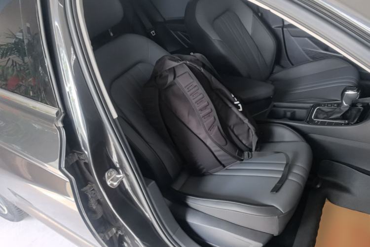 Used Volkswagen Sagitar 2026 Model 30 Million Units Selected 300TSI DSG Surpassing Edition Right Front Seat