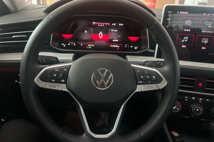Used Volkswagen Sagitar 2026 Model 30 Million Units Selected 300TSI DSG Surpassing Edition Steering Wheel
