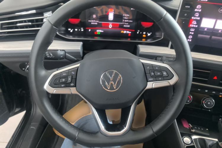 Used Volkswagen Sagitar 2026 Model 30 Million Units Selected 300TSI DSG Surpassing Edition Steering Wheel