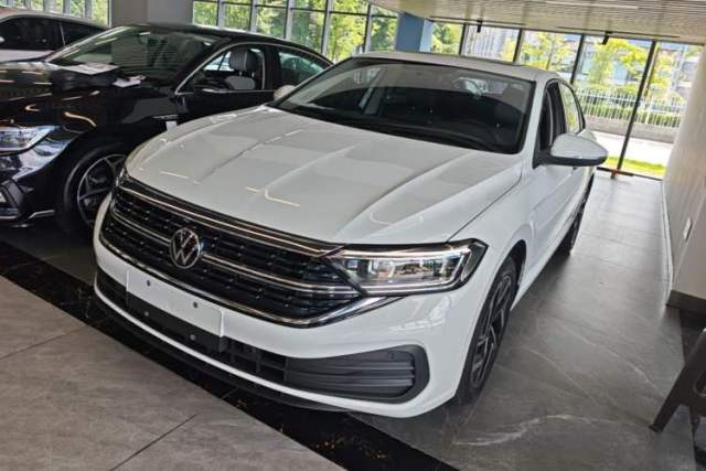 Ojetý Volkswagen Sagitar 2026 Model 30 Million Units Selected 300TSI DSG Surpassing Edition