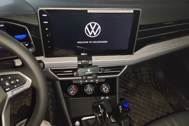 Used Volkswagen Sagitar 2026 Model 30 Million Units Selected 300TSI DSG Surpassing Edition Audio And AC Panel