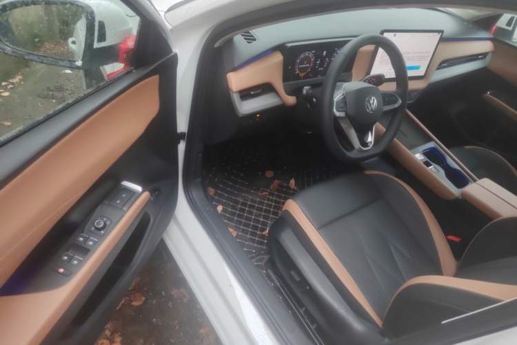 Used Volkswagen Sagitar 2026 S 300TSI Luxury Edition Driver Seat