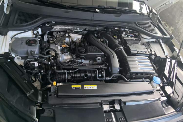 Used Volkswagen Sagitar 2026 Model L 300TSI DSG Elite Version Engine Bay