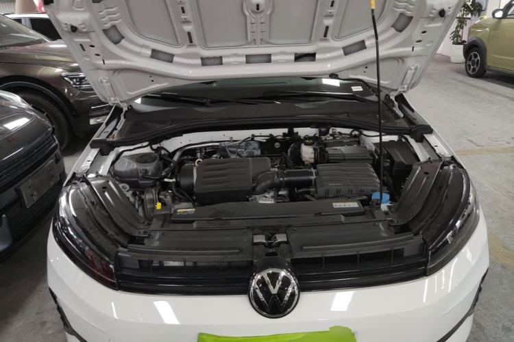 Used Volkswagen Sagitar 2026 Model S 1.5L Elite Edition Engine Bay
