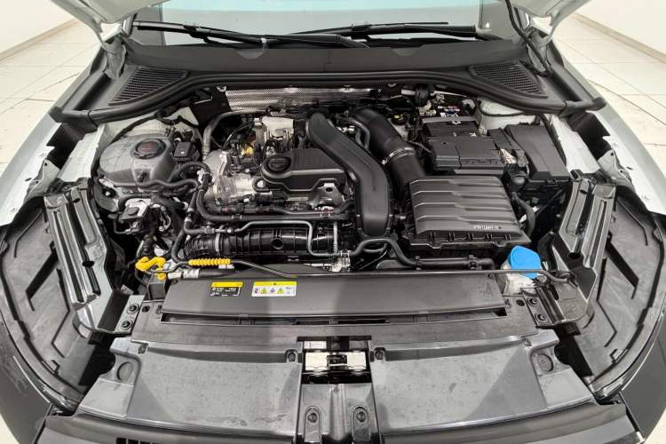 Used Volkswagen Sagitar 2026 Model L 300TSI DSG Elite Version Engine Bay