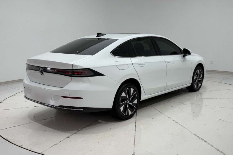 Used Volkswagen Sagitar 2026 Model L 300TSI DSG Elite Version Exterior 2