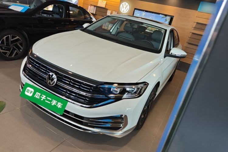 Used Volkswagen Sagitar 2026 Model 30 Million Units Selected 300TSI DSG Surpassing Edition Guazi used car, China used car export, Used car for sale, Used Volkswagen cars, Cheapest cars for sale