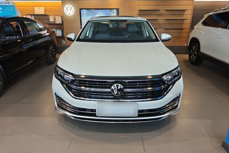 Used Volkswagen Sagitar 2026 Model 30 Million Units Selected 300TSI DSG Surpassing Edition Front