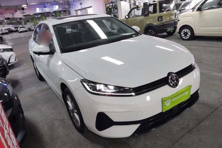 Used Volkswagen Sagitar 2026 Model S 1.5L Elite Edition Front Right 45 Deg