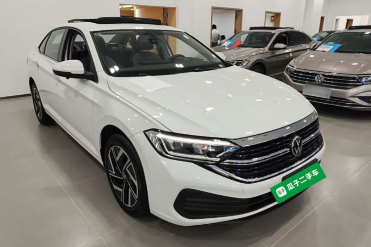 Used Volkswagen Sagitar 2026 Model 30 Million Units Selected 300TSI DSG Surpassing Edition Front Right 45 Deg