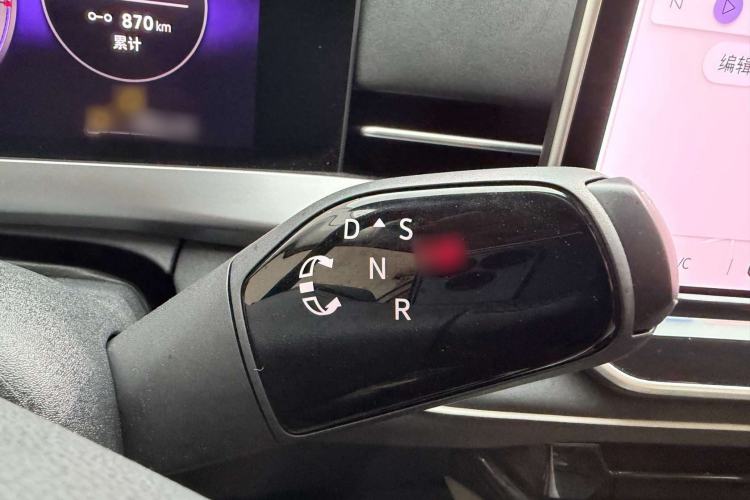 Used Volkswagen Sagitar 2026 Model L 300TSI DSG Elite Version Gear Lever