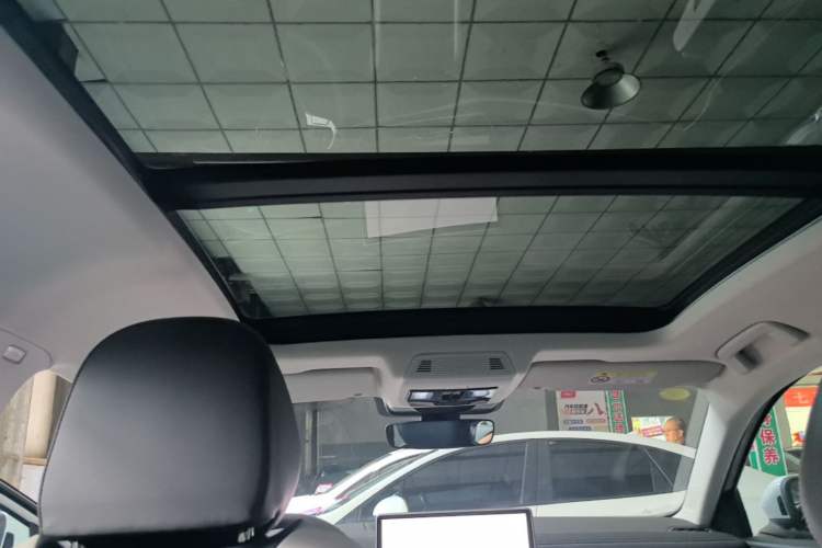 Used Volkswagen Sagitar 2026 Model L 300TSI DSG Elite Version Headliner