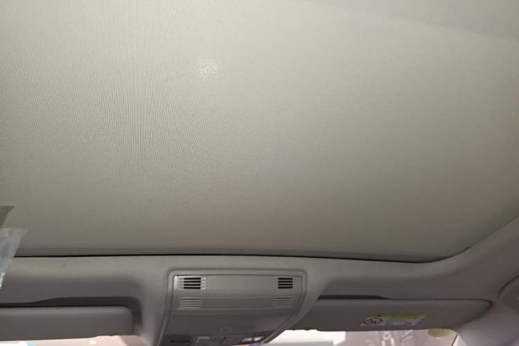 Used Volkswagen Sagitar 2026 Model 30 Million Units Selected 300TSI DSG Surpassing Edition Headliner