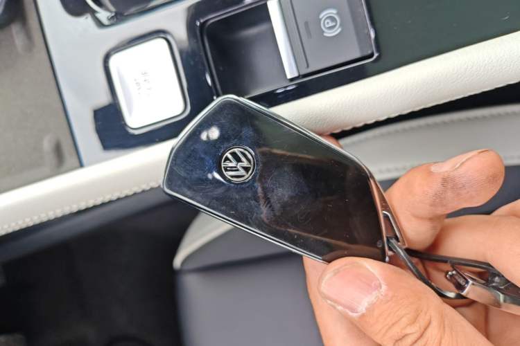 Used Volkswagen Sagitar 2026 Model L 300TSI DSG Elite Version Interior 1