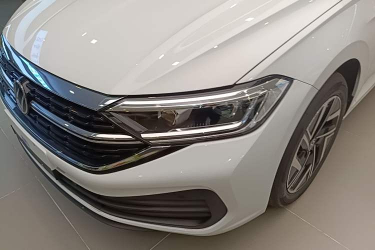 Used Volkswagen Sagitar 2026 Model 30 Million Units Selected 300TSI DSG Surpassing Edition Left Front Headlight