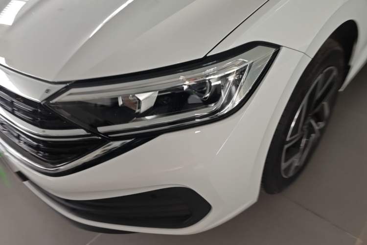 Used Volkswagen Sagitar 2026 Model 30 Million Units Selected 300TSI DSG Surpassing Edition Left Front Headlight