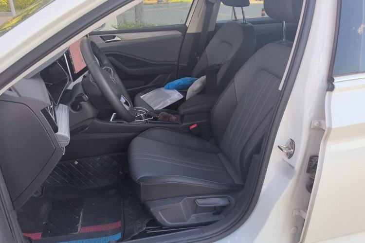 Used Volkswagen Sagitar 2026 Model 30 Million Units Selected 300TSI DSG Surpassing Edition Left Front Seat
