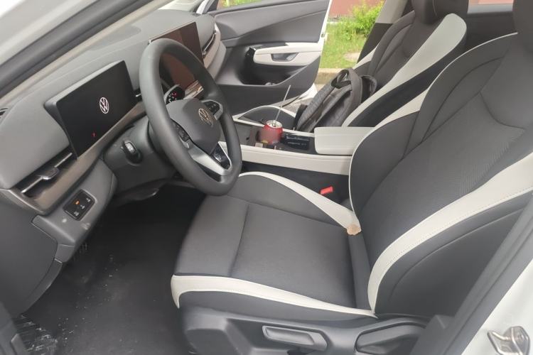 Used Volkswagen Sagitar 2026 Model L 300TSI DSG Fashion Version Left Front Seat