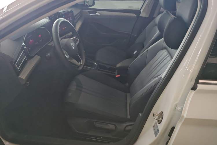 Used Volkswagen Sagitar 2026 Model 30 Million Units Selected 300TSI DSG Surpassing Edition Left Front Seat
