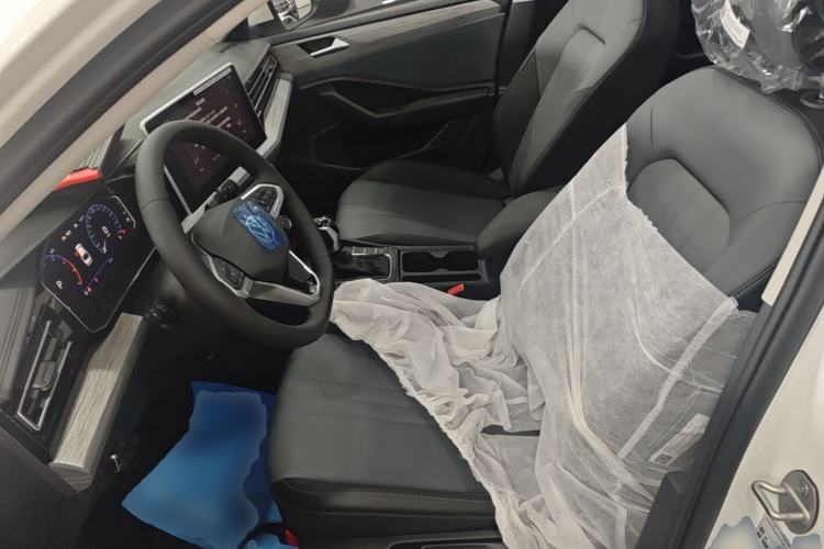 Used Volkswagen Sagitar 2026 Model 30 Million Units Selected 300TSI DSG Surpassing Edition Left Front Seat