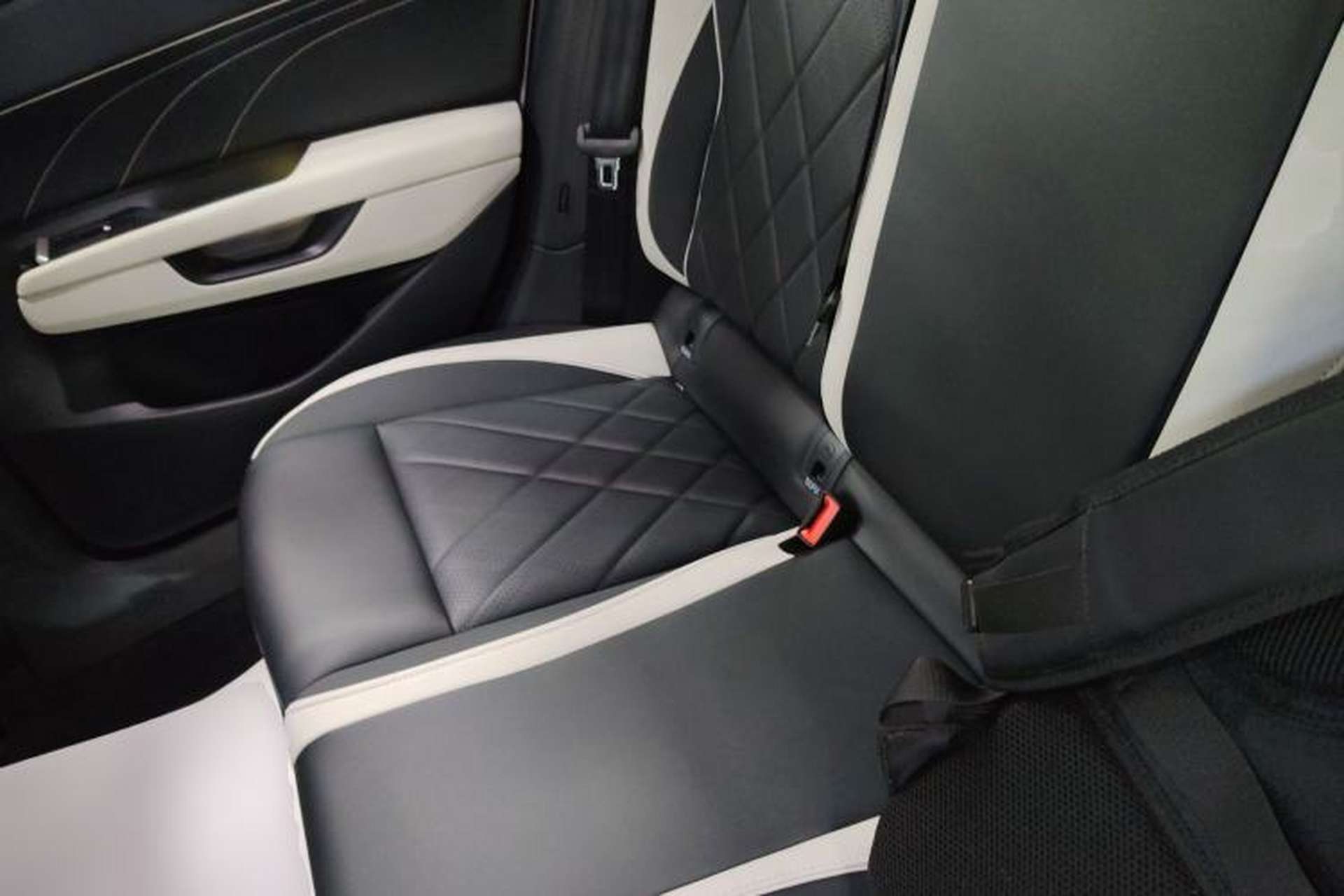 Used Volkswagen Sagitar 2026 Model L 300TSI DSG Luxury Version Left Rear Seat