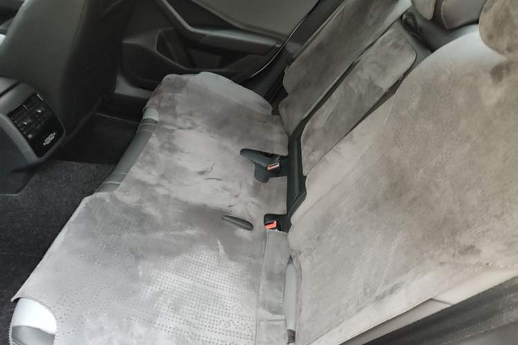 Used Volkswagen Sagitar 2026 Model 30 Million Units Selected 300TSI DSG Surpassing Edition Left Rear Seat