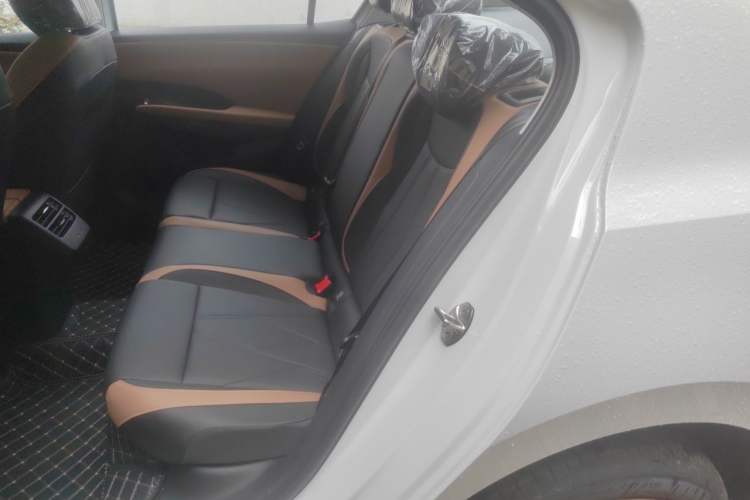 Used Volkswagen Sagitar 2026 S 300TSI Luxury Edition Left Rear Seat