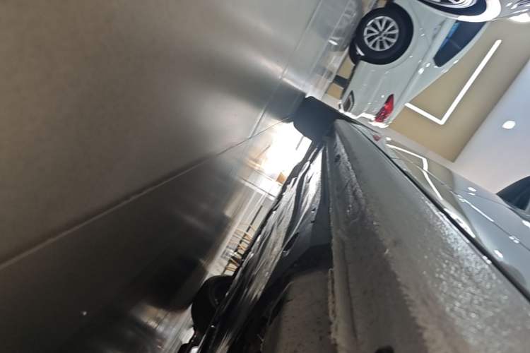 Used Volkswagen Sagitar 2026 Model 30 Million Units Selected 300TSI DSG Surpassing Edition Left Side Sill