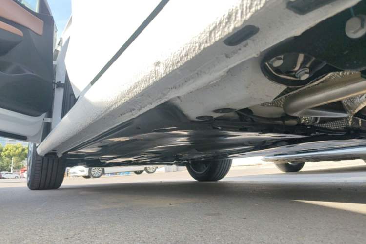 Used Volkswagen Sagitar 2026 S 300TSI Luxury Edition Left Side Sill