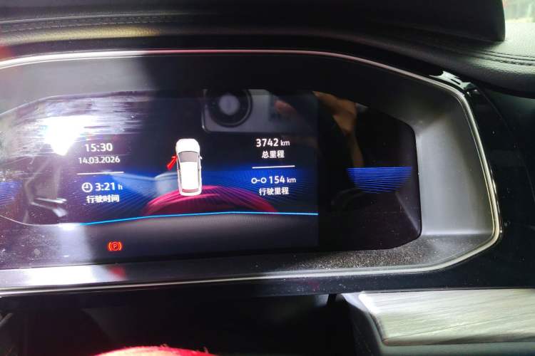 Used Volkswagen Sagitar 2026 Model 30 Million Units Selected 300TSI DSG Surpassing Edition Odometer Close Up