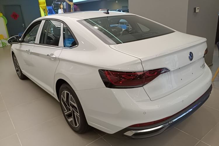 Used Volkswagen Sagitar 2026 Model 30 Million Units Selected 300TSI DSG Surpassing Edition Rear Left 45 Deg