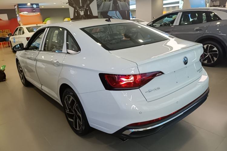 Used Volkswagen Sagitar 2026 Model 30 Million Units Selected 300TSI DSG Surpassing Edition Rear Left 45 Deg