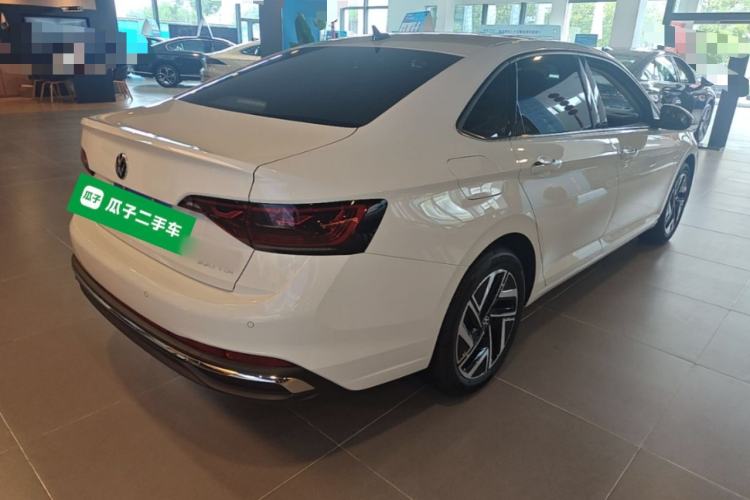 Used Volkswagen Sagitar 2026 Model 30 Million Units Selected 300TSI DSG Surpassing Edition Rear Right 45 Deg