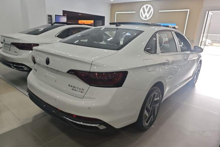 Used Volkswagen Sagitar 2026 Model 30 Million Units Selected 300TSI DSG Surpassing Edition Rear Right 45 Deg
