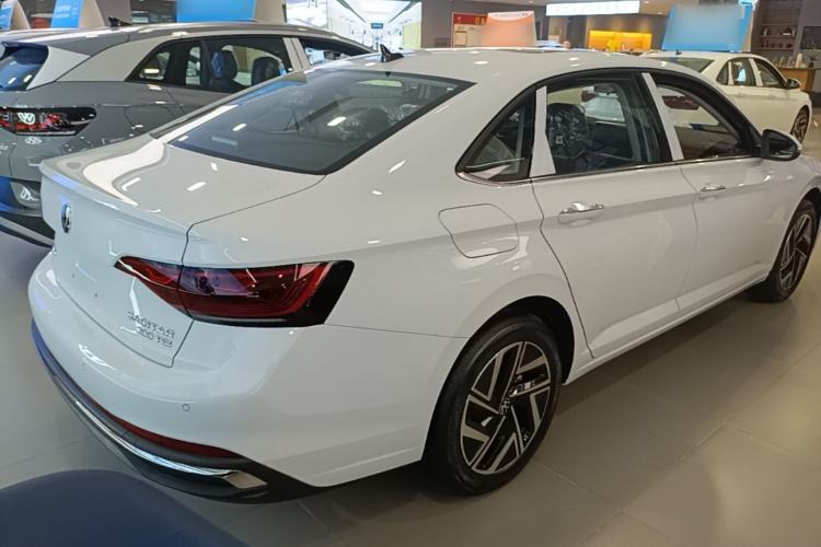 Used Volkswagen Sagitar 2026 Model 30 Million Units Selected 300TSI DSG Surpassing Edition Rear Right 45 Deg