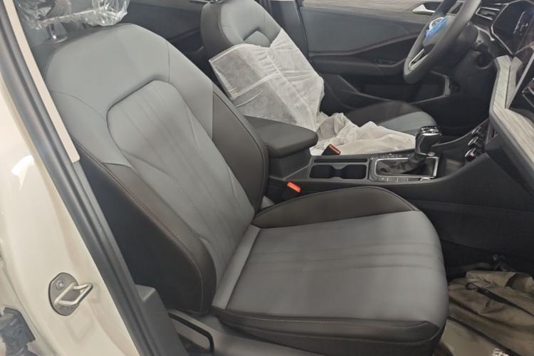 Used Volkswagen Sagitar 2026 Model 30 Million Units Selected 300TSI DSG Surpassing Edition Right Front Seat