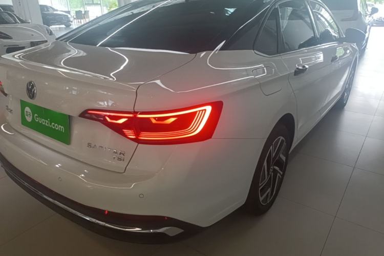 Used Volkswagen Sagitar 2026 Model 30 Million Units Selected 300TSI DSG Surpassing Edition Right Rear Taillight