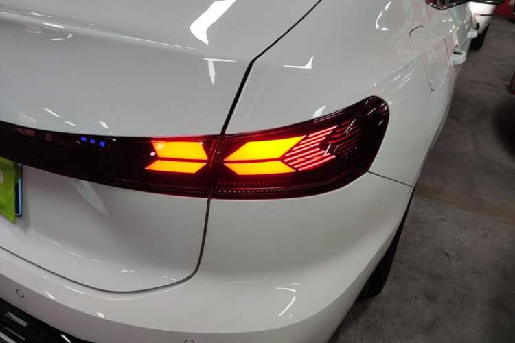 Used Volkswagen Sagitar 2026 Model S 1.5L Elite Edition Right Rear Taillight