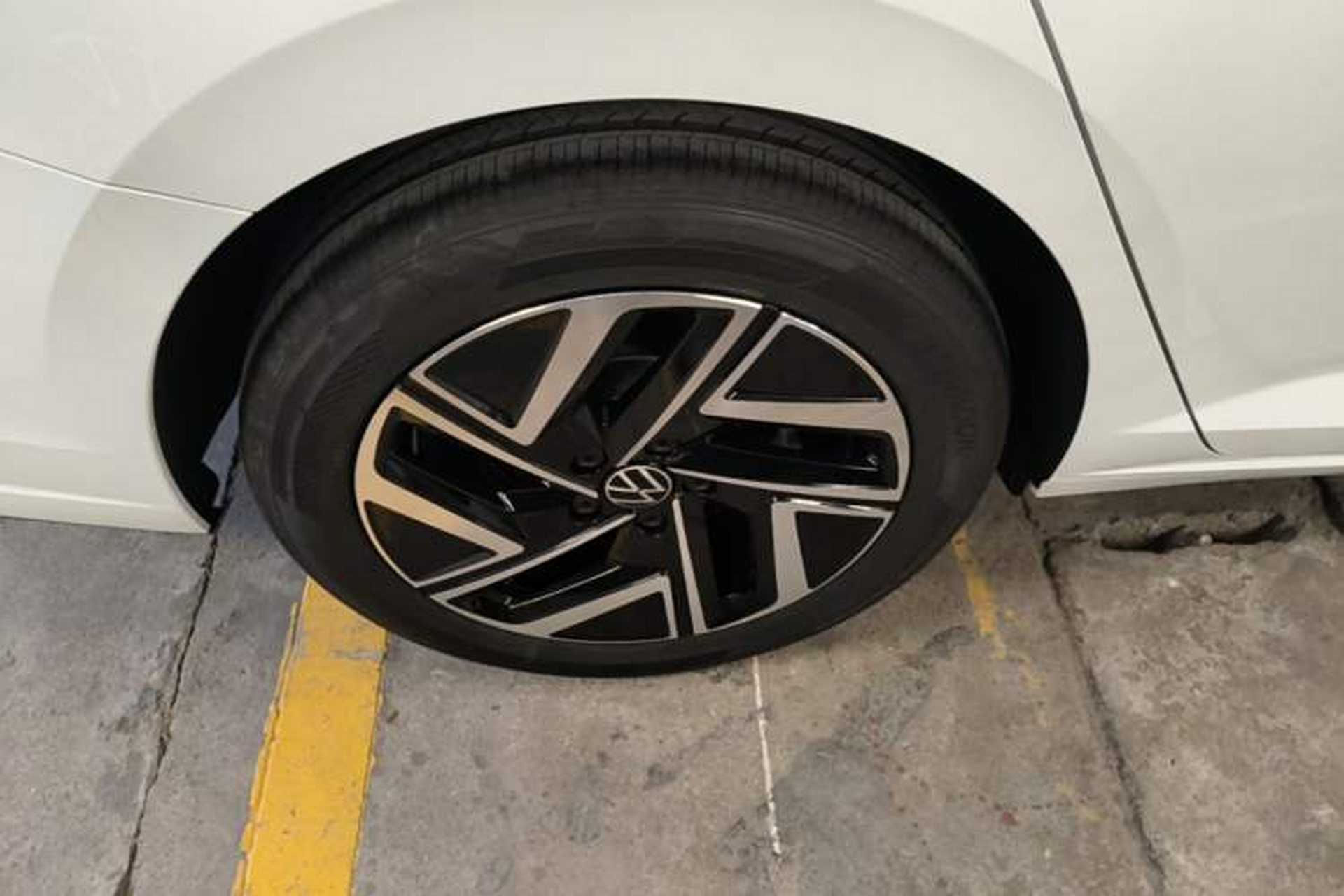 Used Volkswagen Sagitar 2026 Model 30 Million Units Selected 300TSI DSG Surpassing Edition Right Rear Wheel Hub