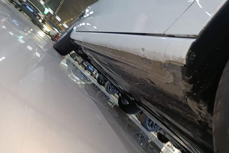 Used Volkswagen Sagitar 2026 Model S 1.5L Elite Edition Right Side Sill
