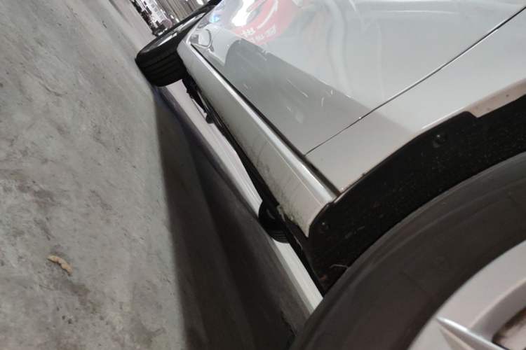 Used Volkswagen Sagitar 2026 Model S 1.5L Elite Edition Right Side Sill