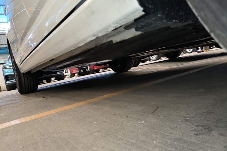 Used Volkswagen Sagitar 2026 Model 30 Million Units Selected 300TSI DSG Surpassing Edition Right Side Sill