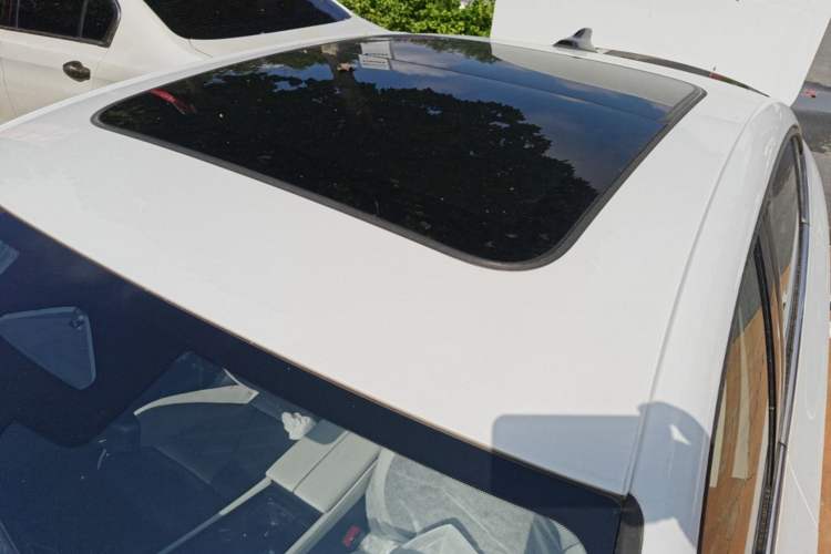 Used Volkswagen Sagitar 2026 Model L 300TSI DSG Elite Version Roof