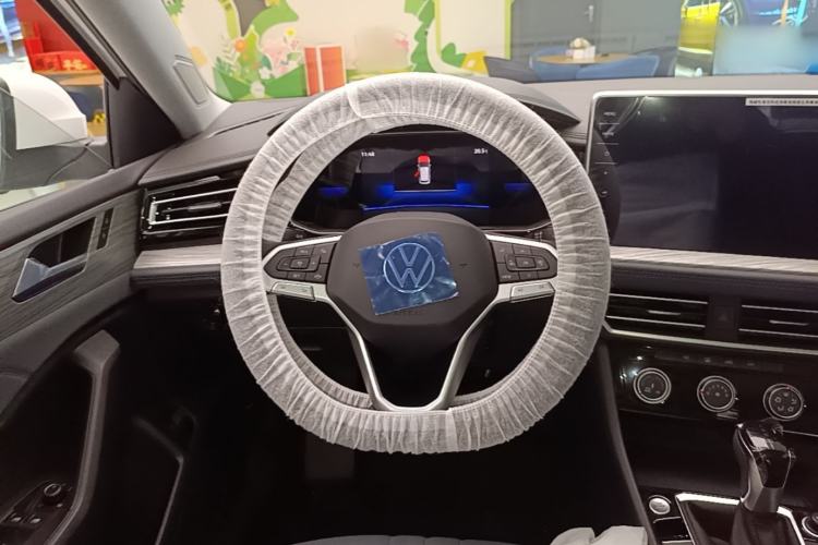 Used Volkswagen Sagitar 2026 Model 30 Million Units Selected 300TSI DSG Surpassing Edition Steering Wheel