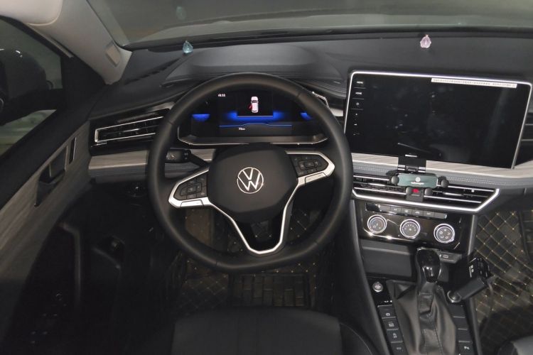 Used Volkswagen Sagitar 2026 Model 30 Million Units Selected 300TSI DSG Surpassing Edition Steering Wheel