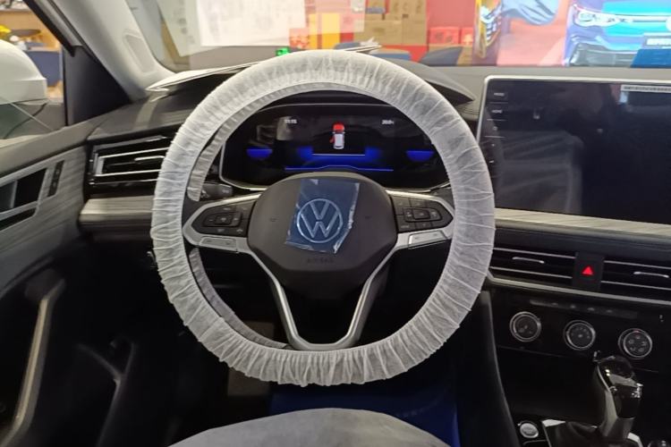 Used Volkswagen Sagitar 2026 Model 30 Million Units Selected 300TSI DSG Surpassing Edition Steering Wheel