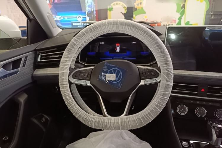 Used Volkswagen Sagitar 2026 Model 30 Million Units Selected 300TSI DSG Surpassing Edition Steering Wheel