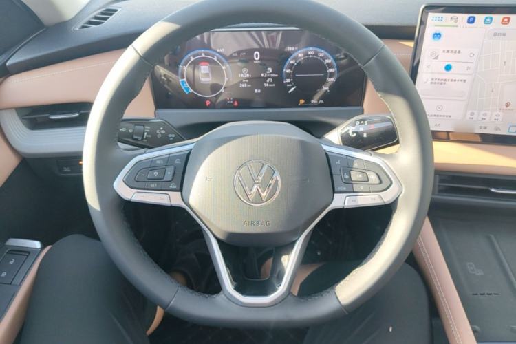 Used Volkswagen Sagitar 2026 S 300TSI Luxury Edition Steering Wheel