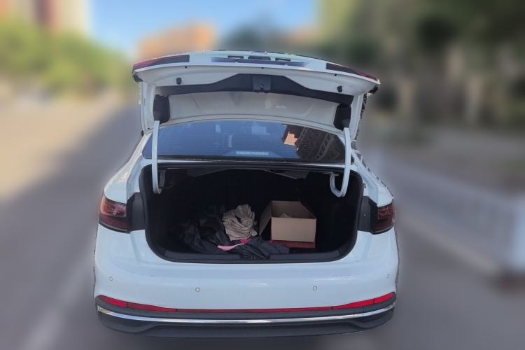 Used Volkswagen Sagitar 2026 Model 30 Million Units Selected 300TSI DSG Surpassing Edition Trunk