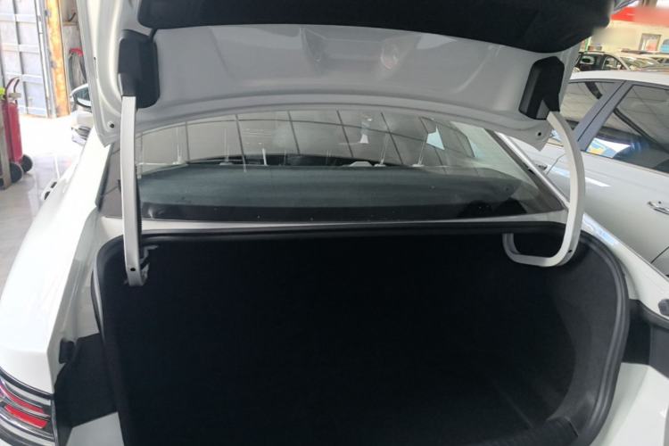 Used Volkswagen Sagitar 2026 Model L 300TSI DSG Elite Version Trunk